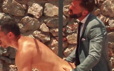 Latino businessman Hector de Silva plows deep into model Jay Roberts