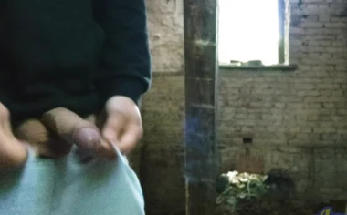 Need a place to cum! Part 6. Dangerous place for orgasm