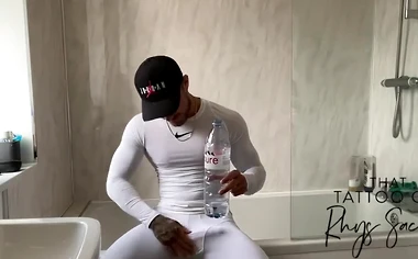 by request-TATTOOED MUSCLE STUD PLAYS WITH HIMSELF - 4 SCENES 720P