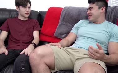 Horny twink Dakota Lovell hookups with a muscled cutie Axel Kane