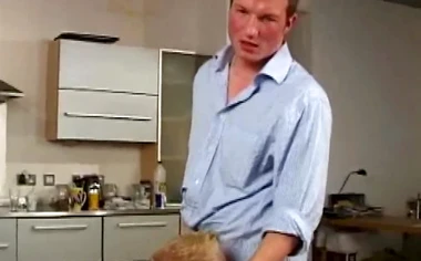 Cutie twink get analfuck by his hot BF